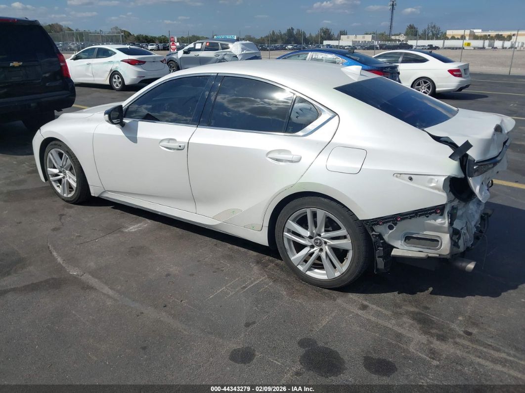 Lexus IS 300 2021