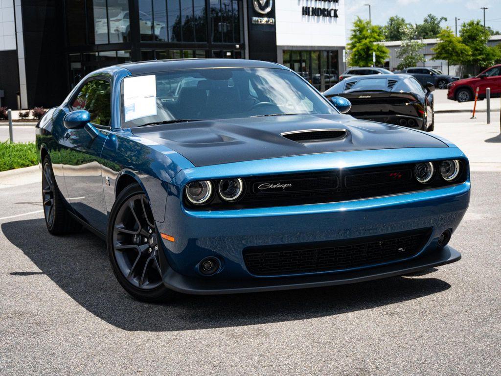 Dodge Challenger 2023