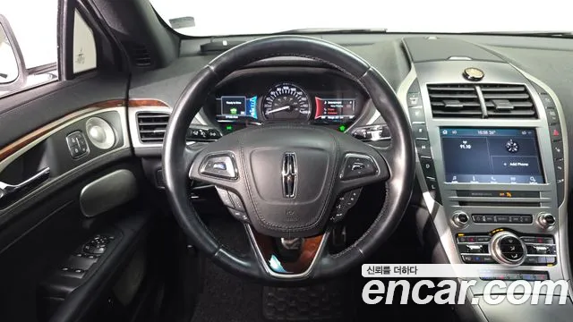 Lincoln MKZ 2020