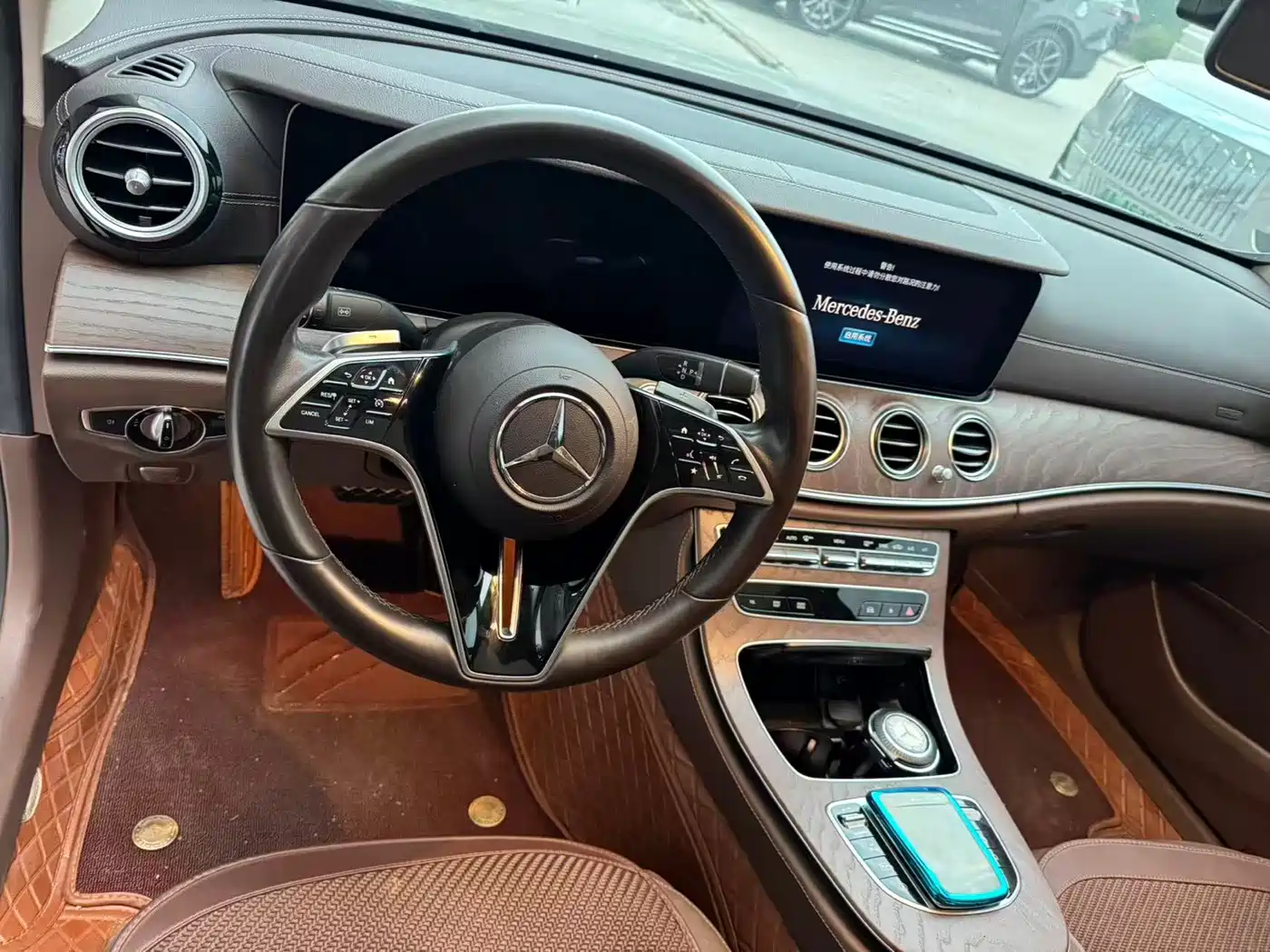 Mercedes-Benz E-Класс 2022