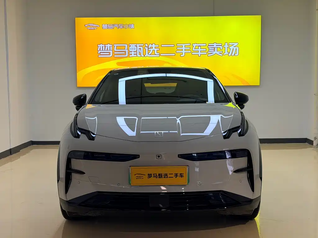 Zeekr X 2024