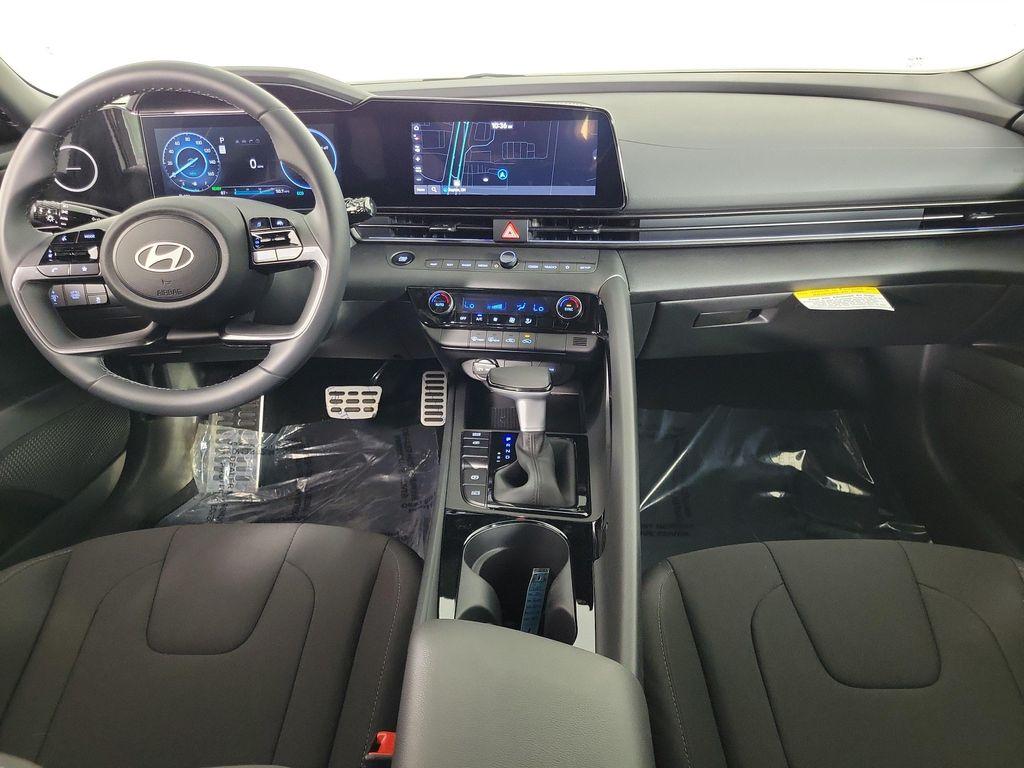 Hyundai Elantra 2026