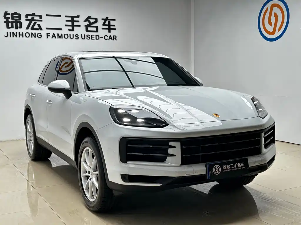 Porsche Cayenne 2025