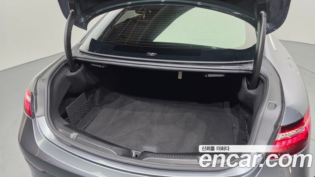 Mercedes-Benz E-Класс 2021