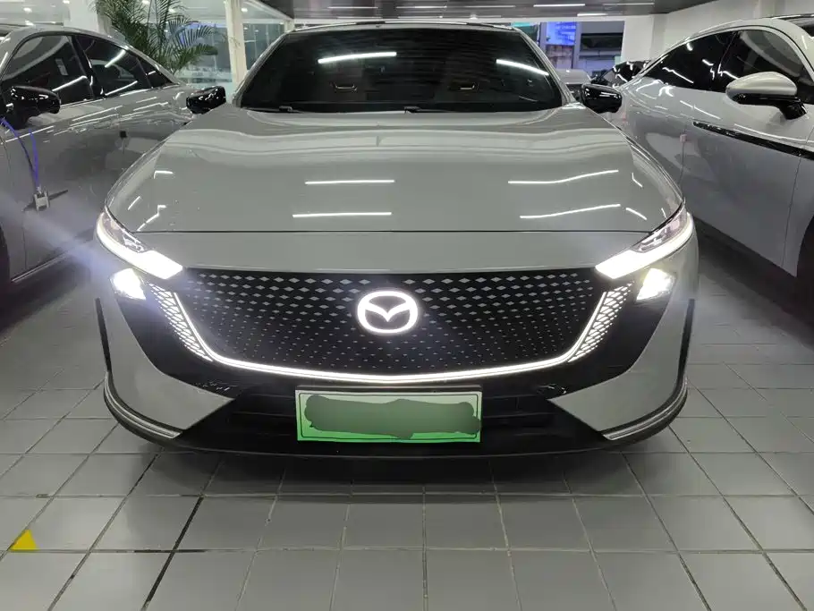 Mazda EZ-6 2024