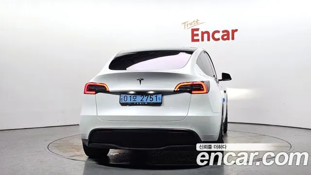 Tesla Model Y 2021