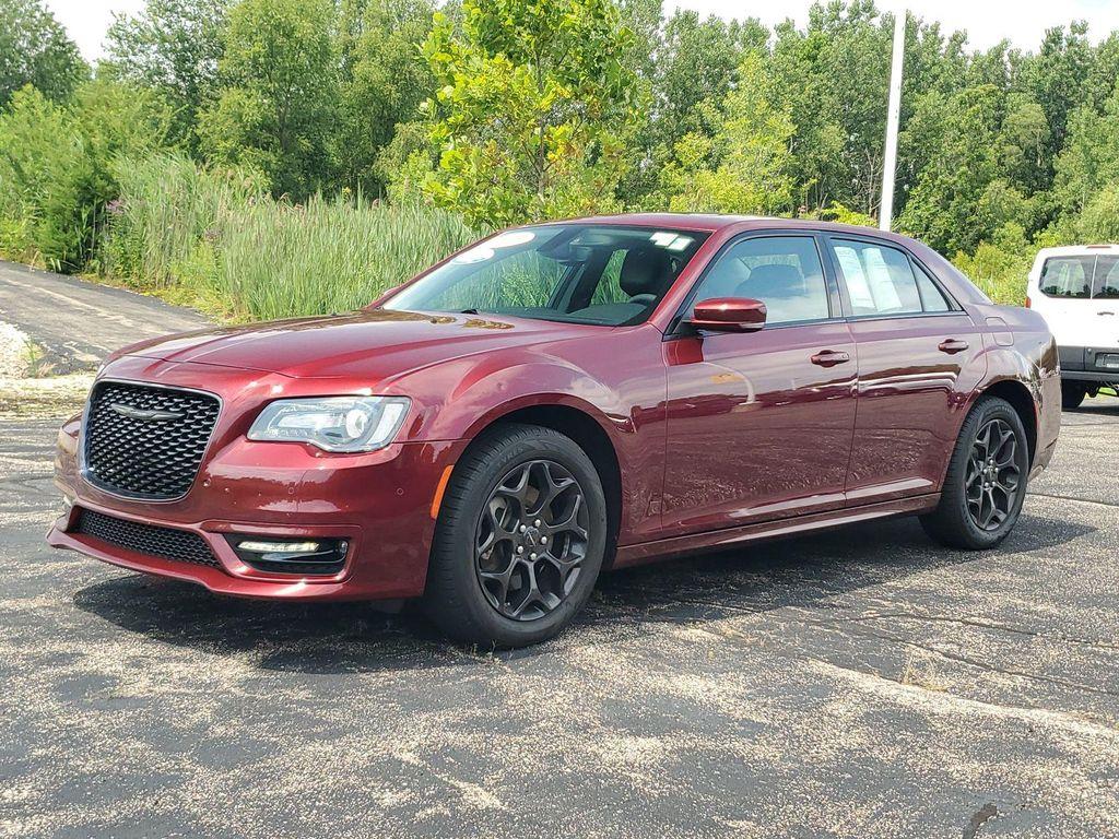 Chrysler 300 2023