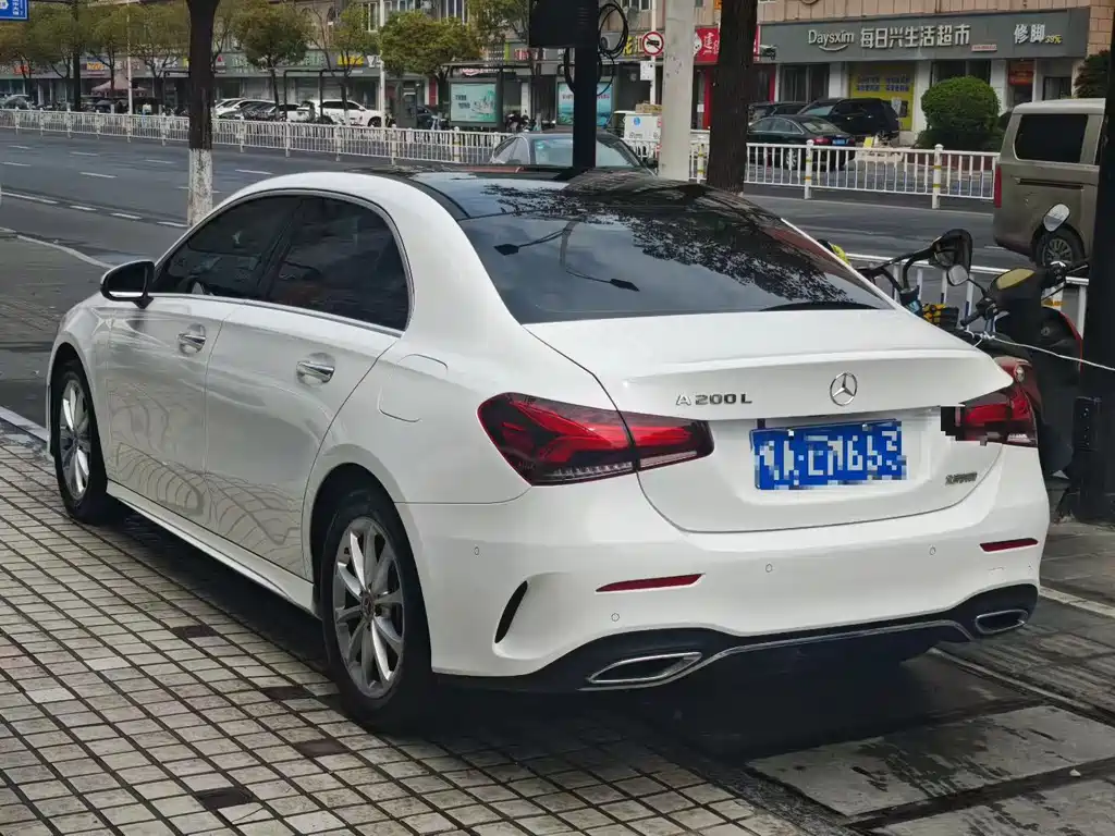 Mercedes-Benz A-Класс 2022