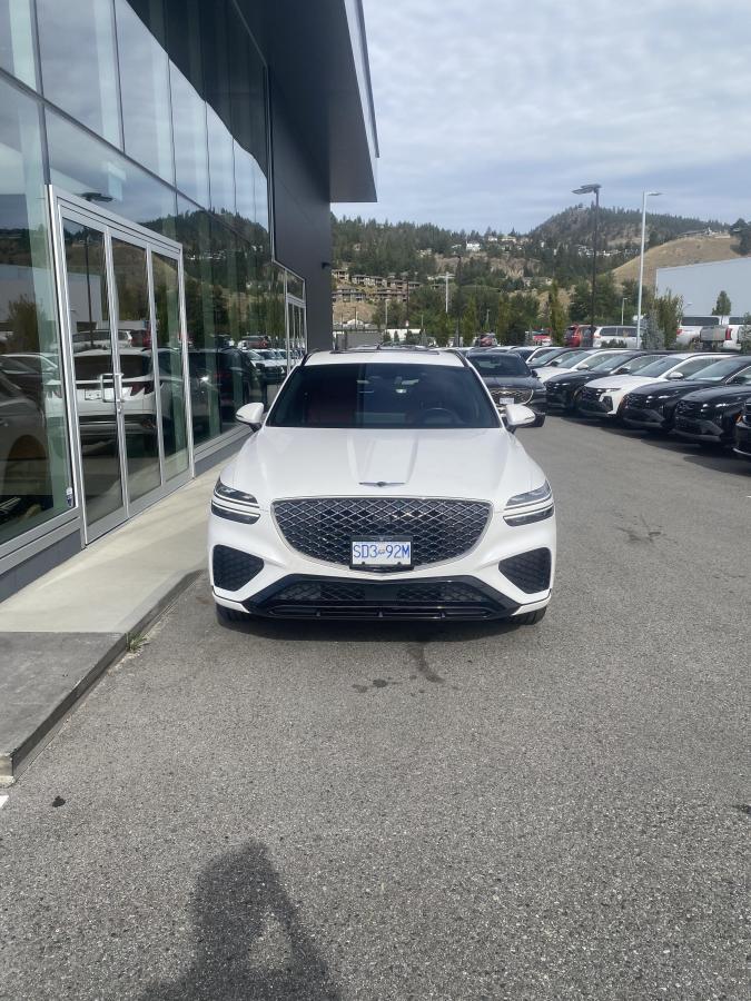 Genesis GV70 2024