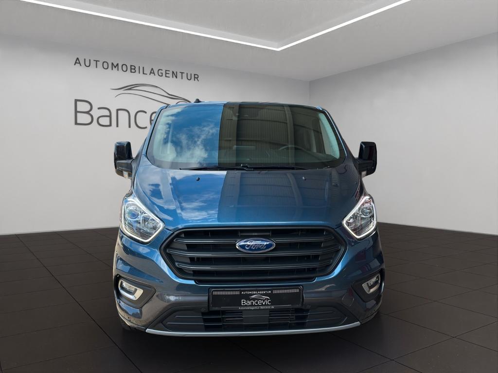 Ford Tourneo Custom 2023