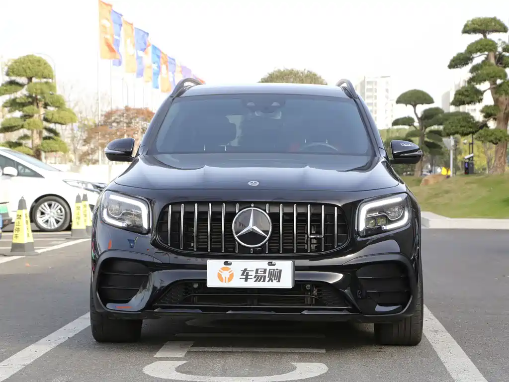 Mercedes-Benz GLB AMG 2023