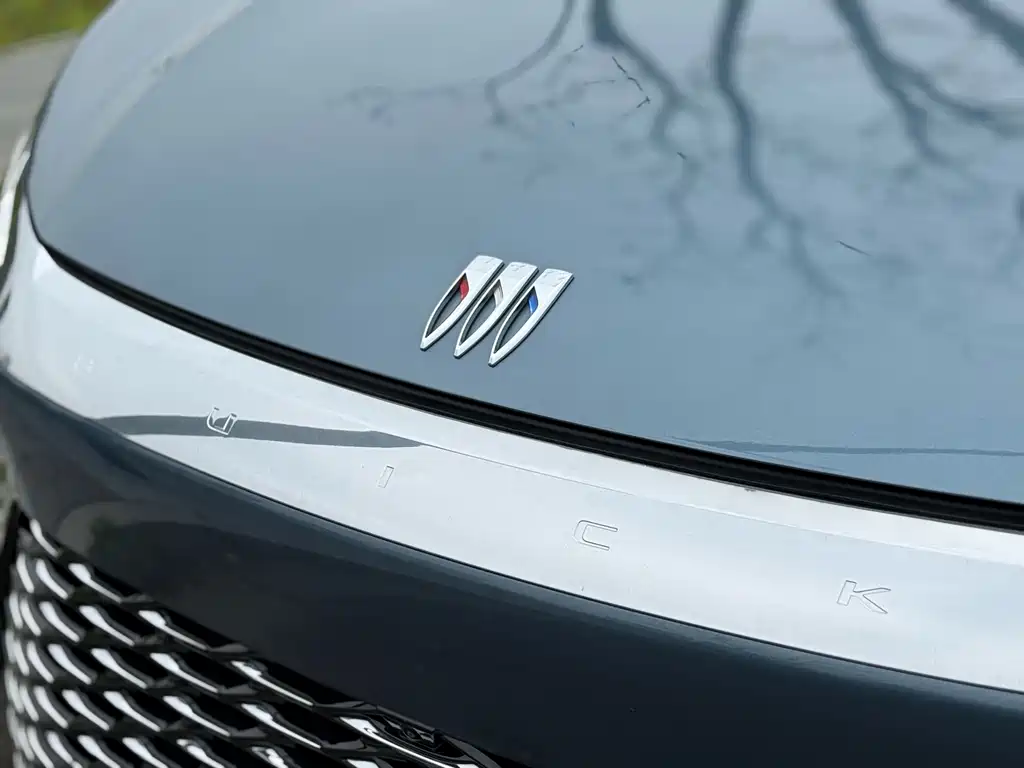 Buick Century 2023