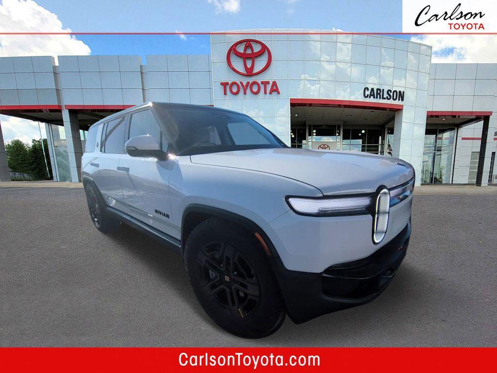 Rivian R1S 2025