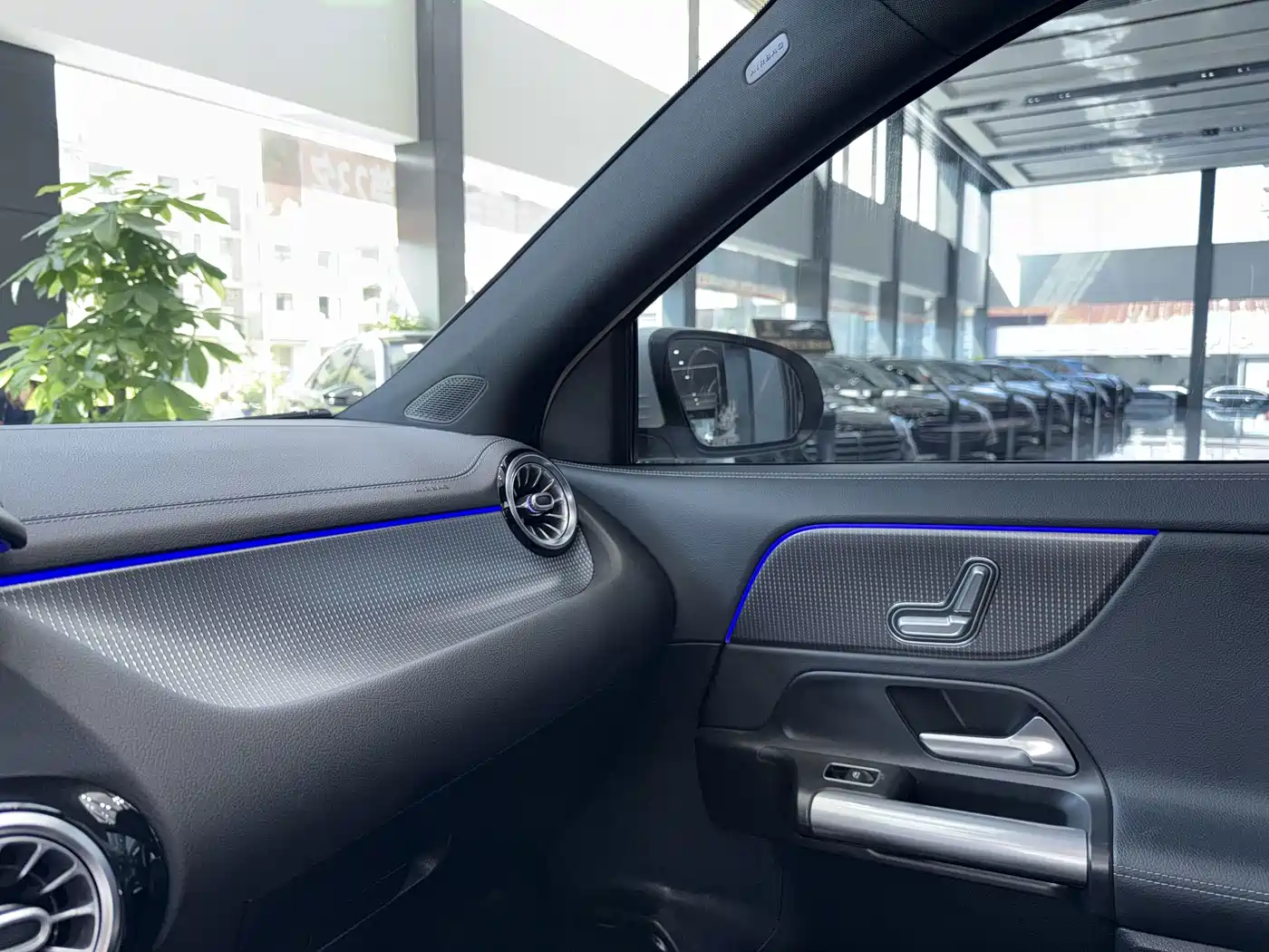 Mercedes-Benz GLA 2021