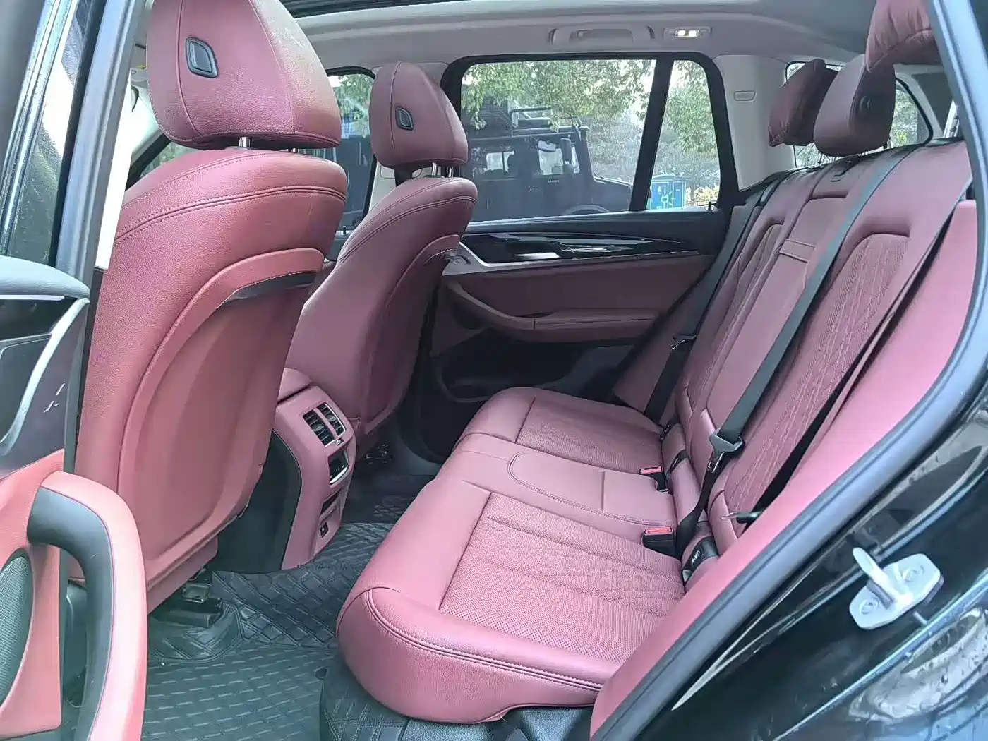 BMW iX3 2024