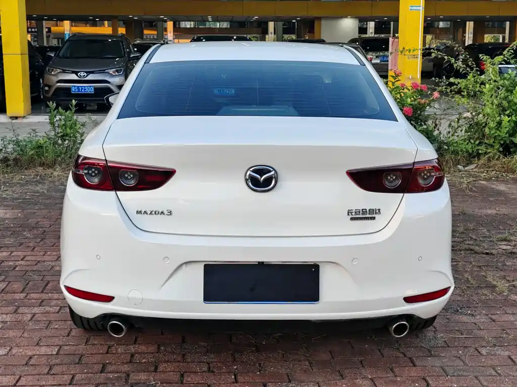 Mazda 3 2024