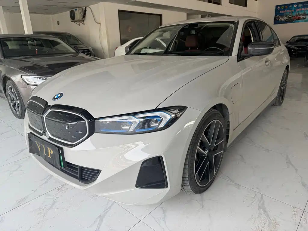 BMW i3 2023