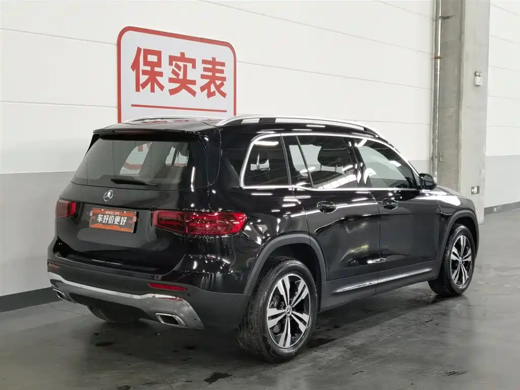 Mercedes-Benz GLB 2024