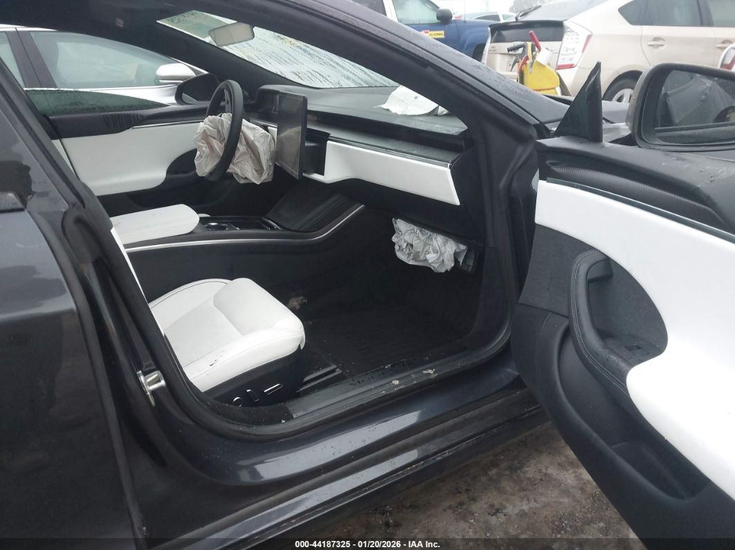 Tesla Model S 2024