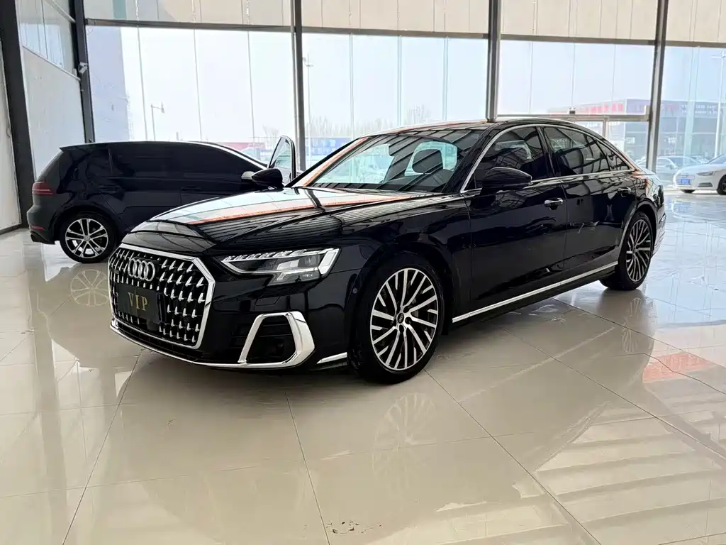 Audi A8 2024