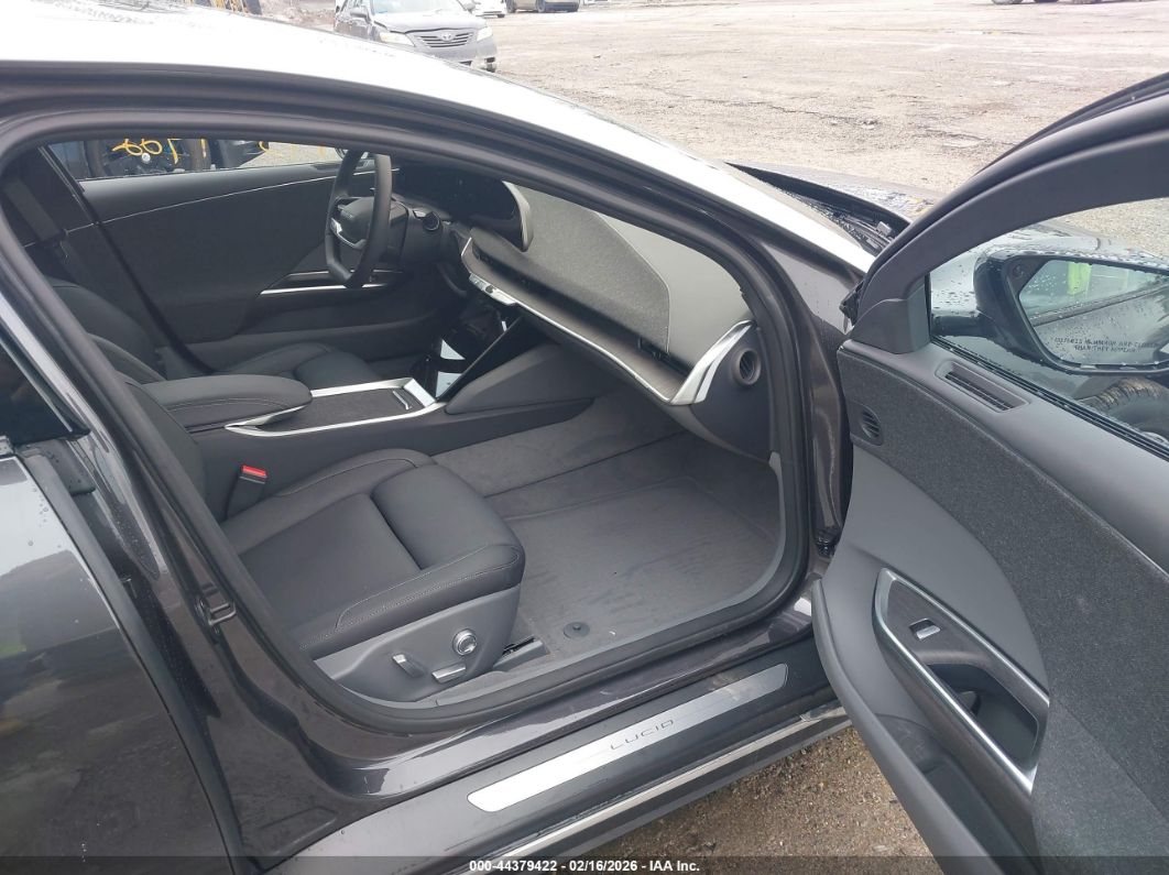 Lucid Air 2025