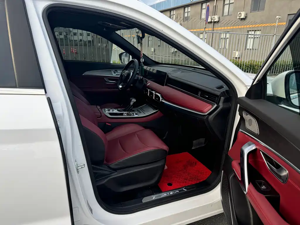 Jetour X70 PLUS 2022