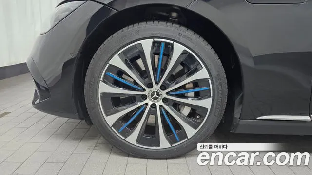 Mercedes-Benz EQE 2022