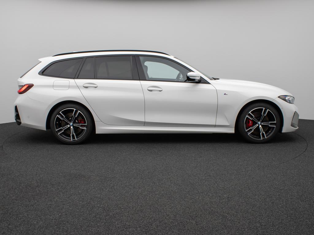 BMW 320 2023