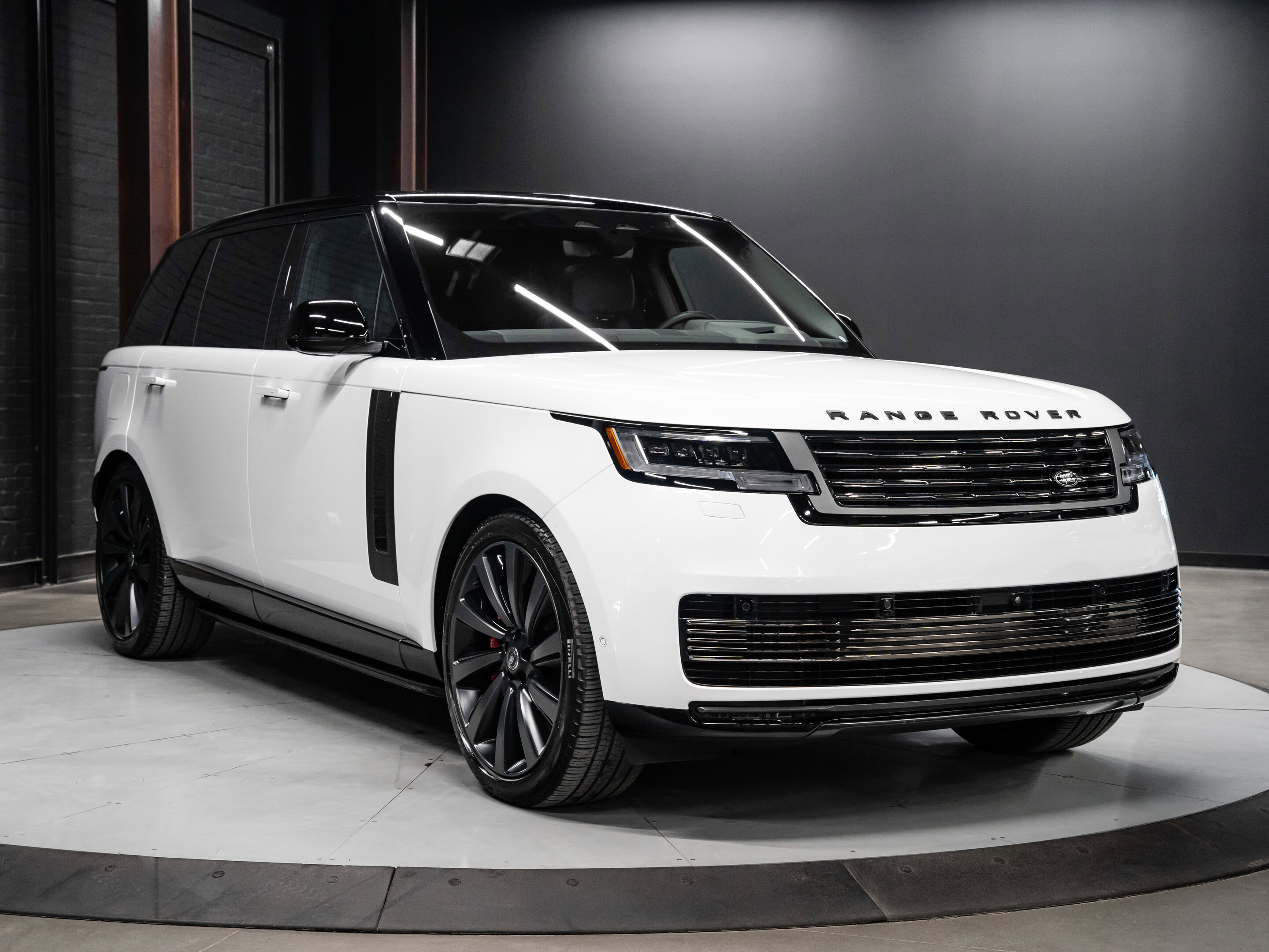 Land Rover Range Rover 2023