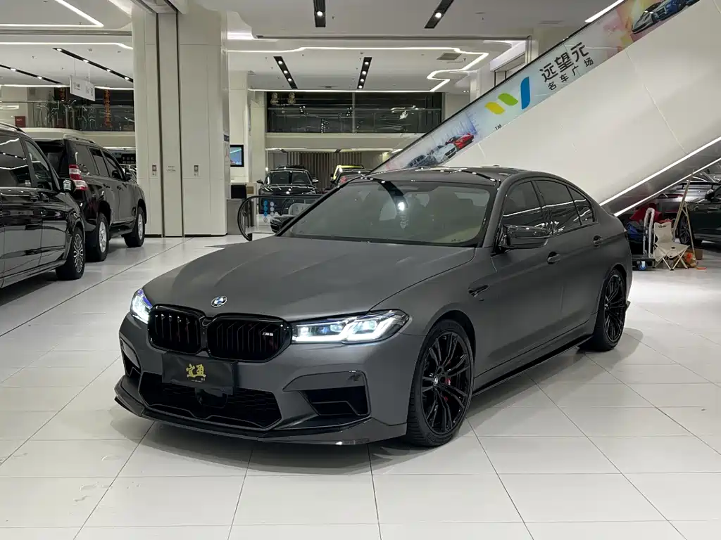 BMW M5 2021