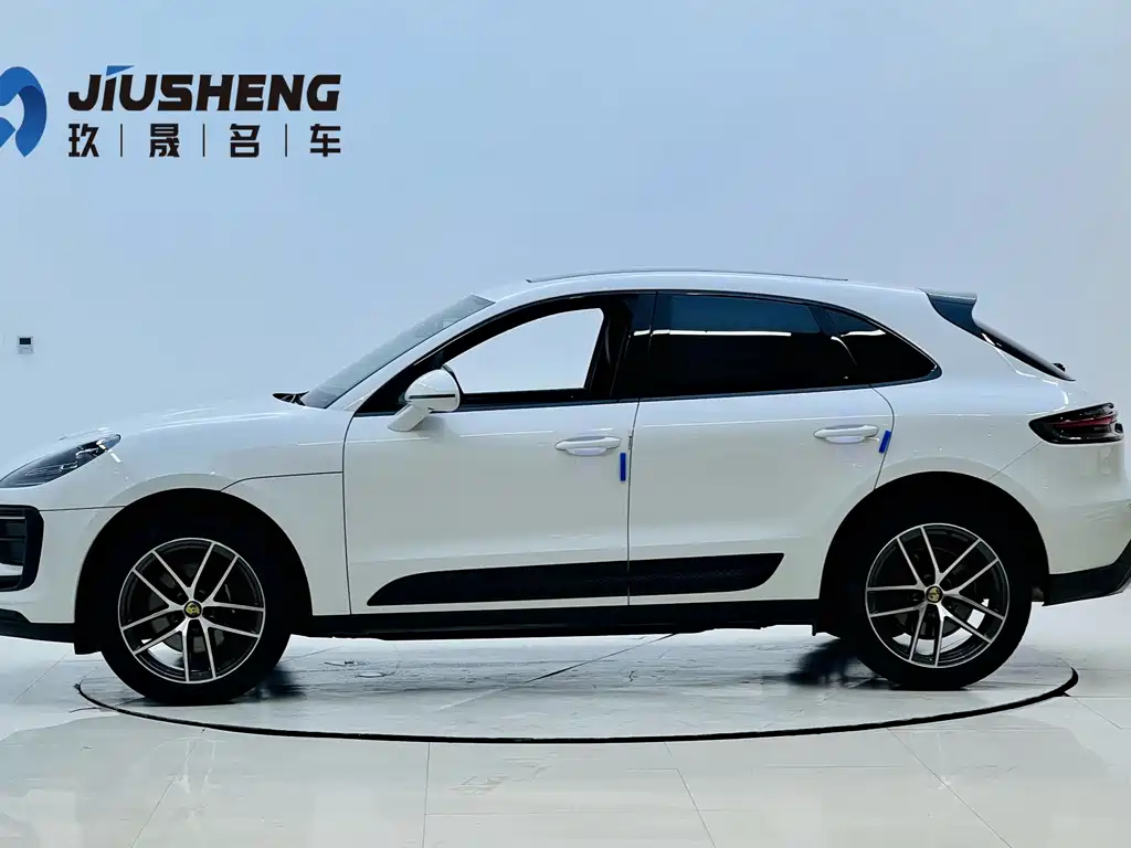 Porsche Macan 2024