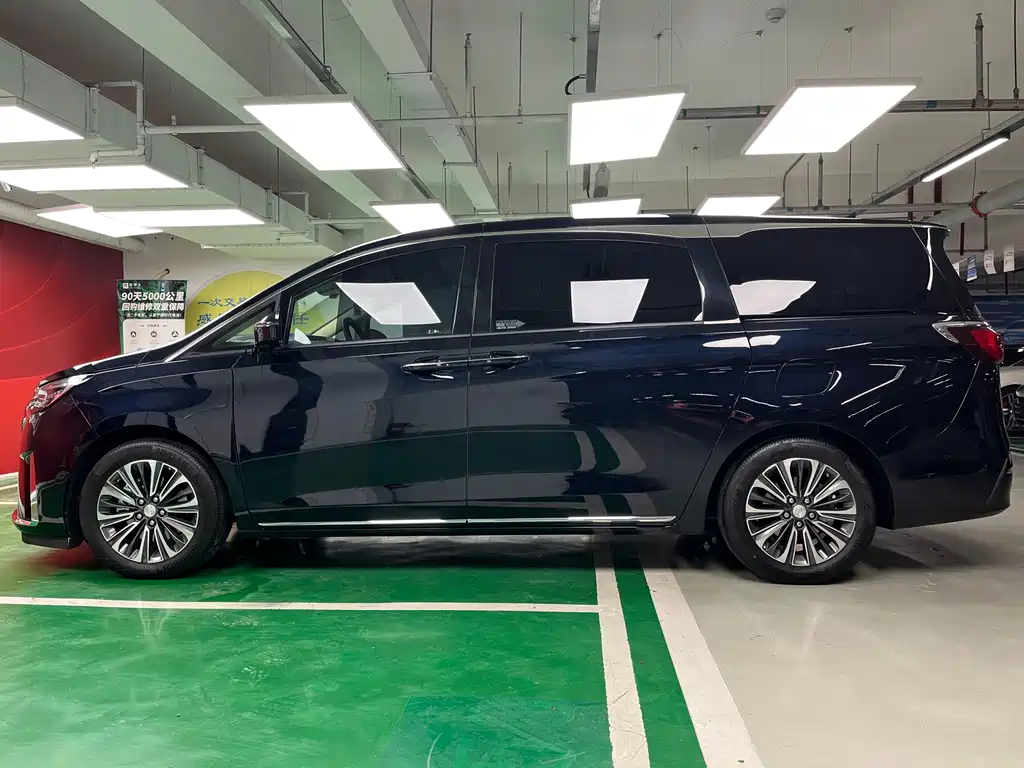 Buick GL8 2023
