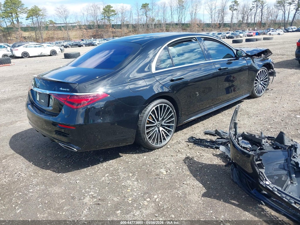 Mercedes-Benz S-Класс 2021
