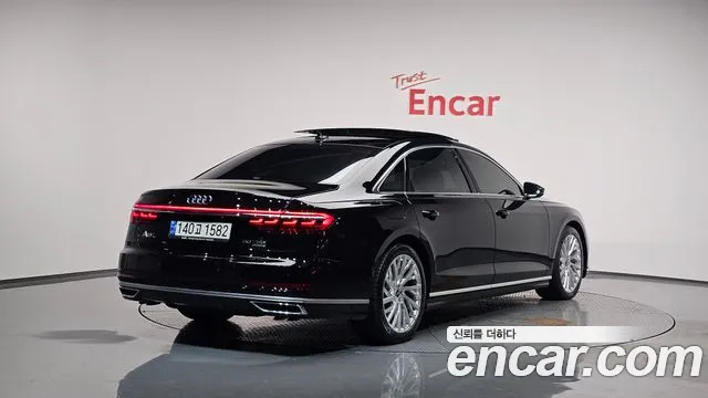 Audi A8 2021
