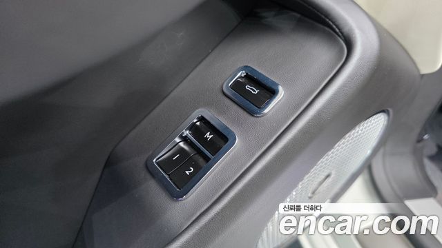 Bentley Flying Spur 2023