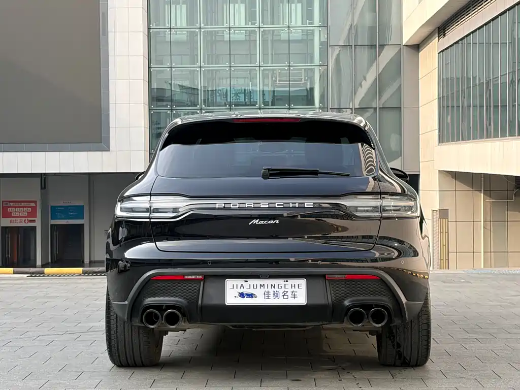 Porsche Macan 2024