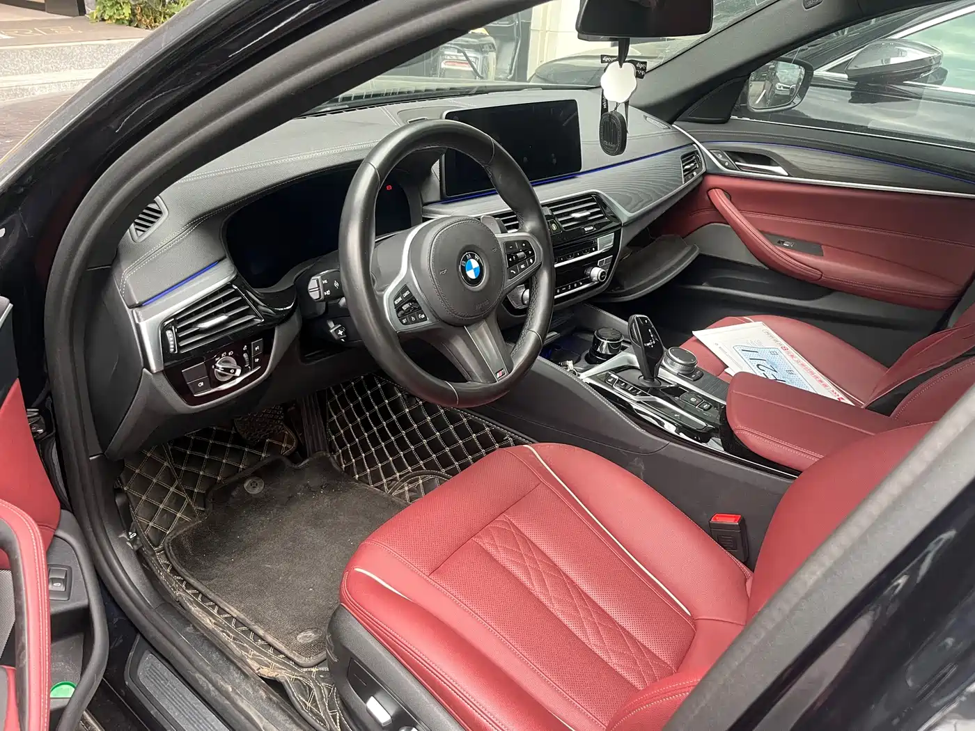BMW 5 серии 2021