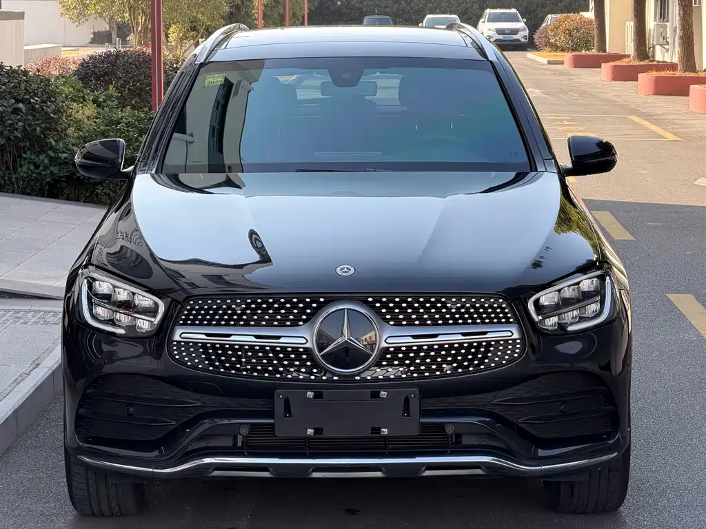 Mercedes-Benz GLC 2023