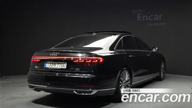 Audi A8 2021
