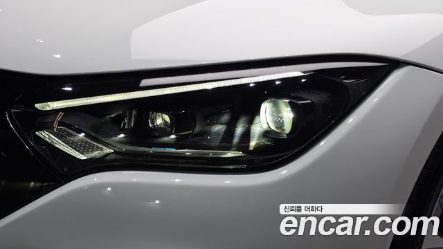 Mercedes-Benz EQE 2023