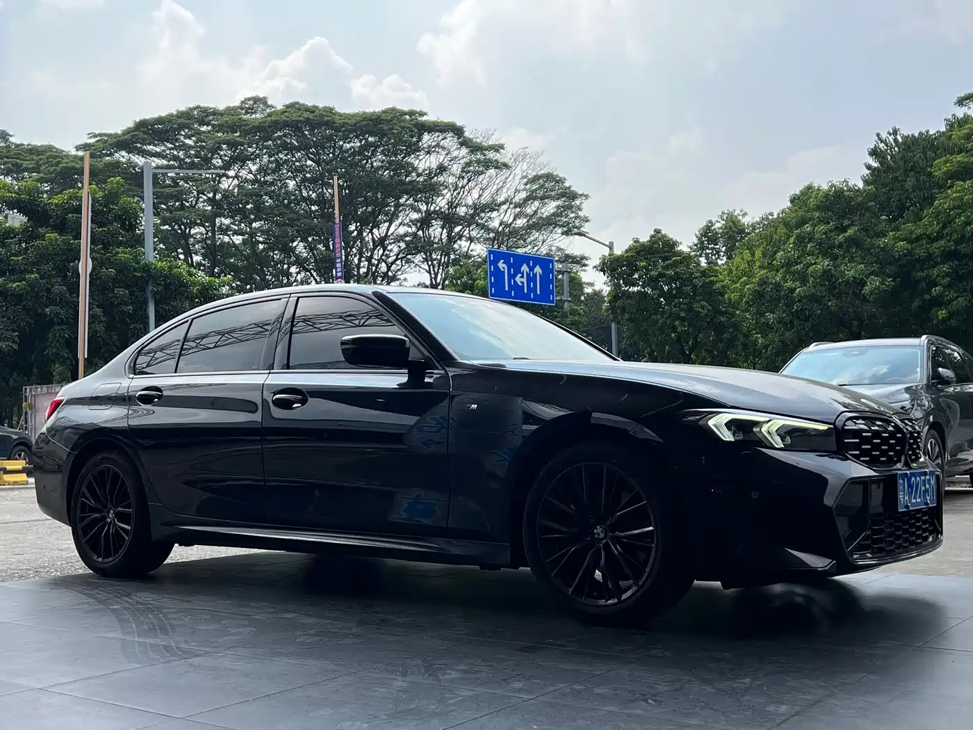 BMW 3 серии 2023
