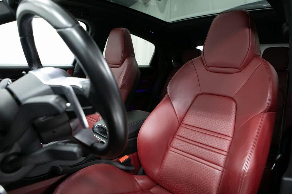 Porsche Cayenne 2022