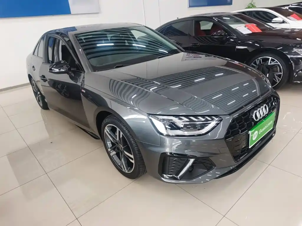 Audi A4 2023