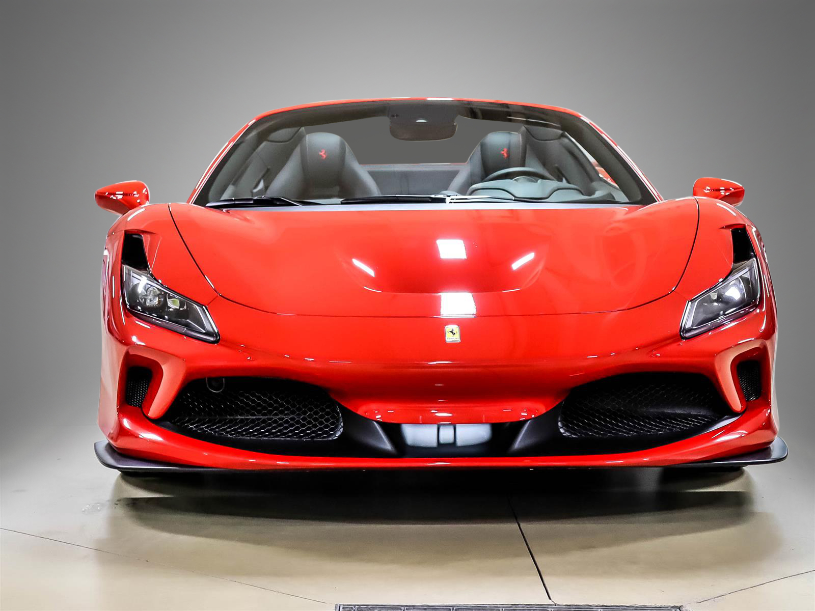 Ferrari F8 2022