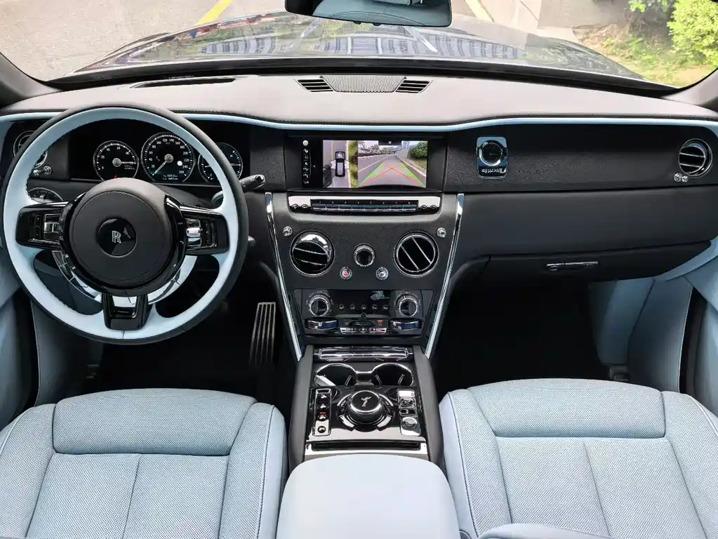 Rolls-Royce Cullinan 2025