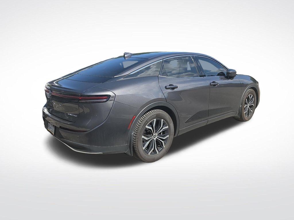 Toyota Crown 2023