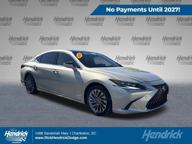 Lexus ES 2025