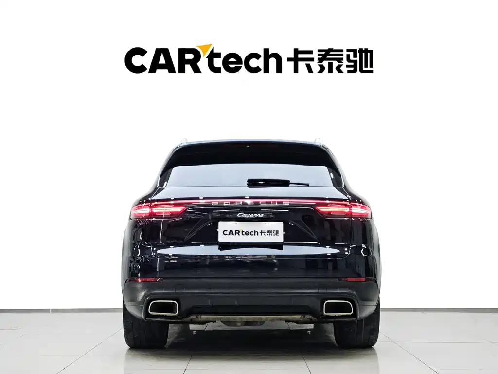 Porsche Cayenne 2021