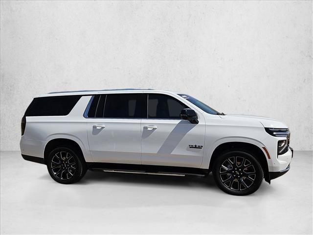Chevrolet Suburban 2025