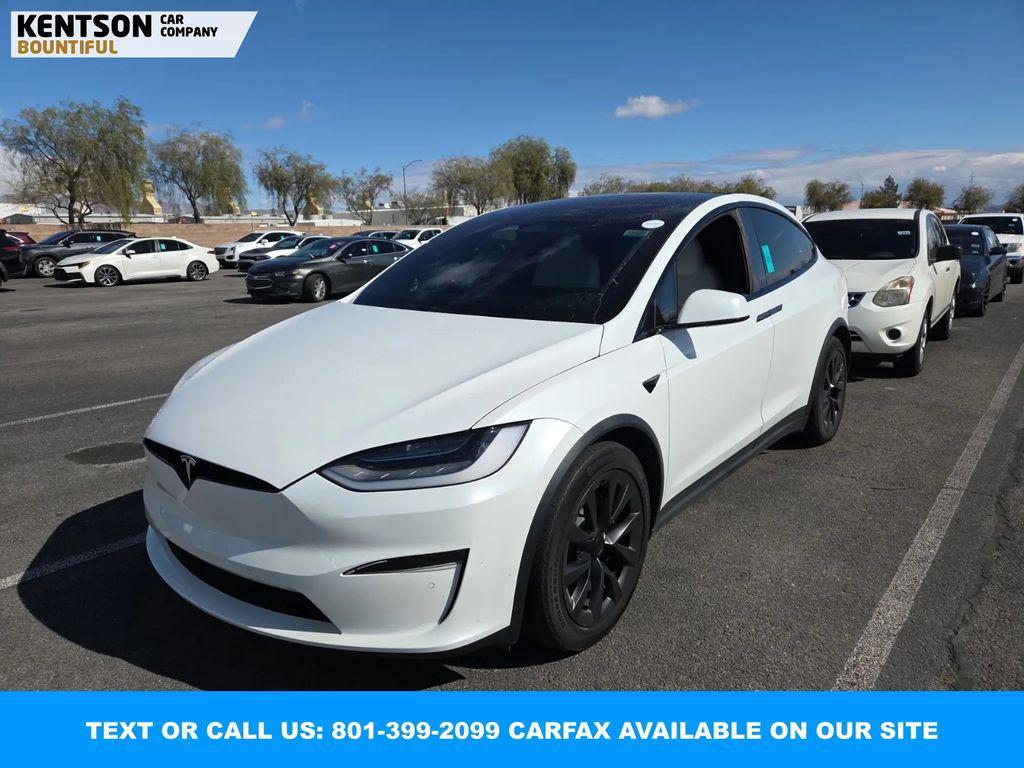 Tesla Model X 2022